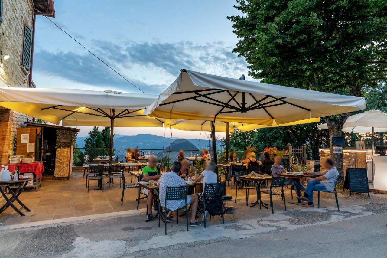 Osteria Belvedere Сан Лео Екстериор снимка