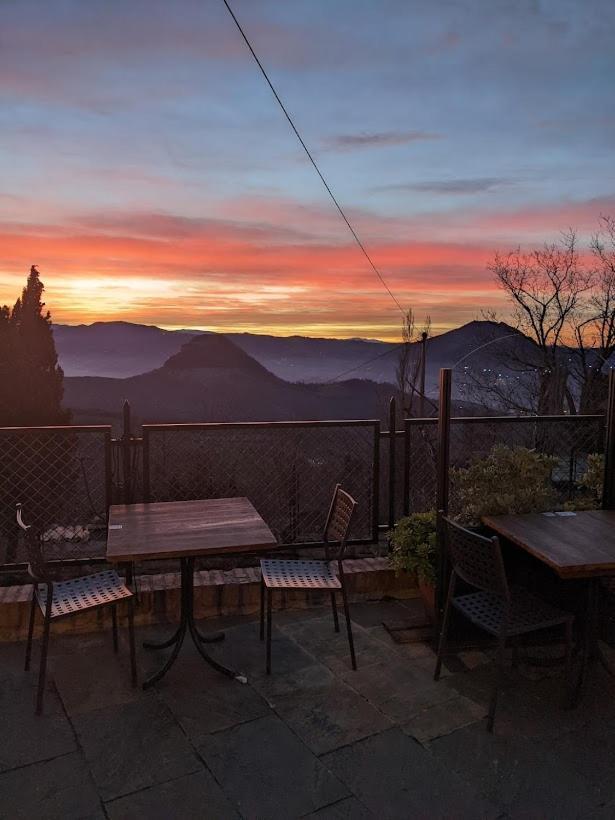Osteria Belvedere Сан Лео Екстериор снимка